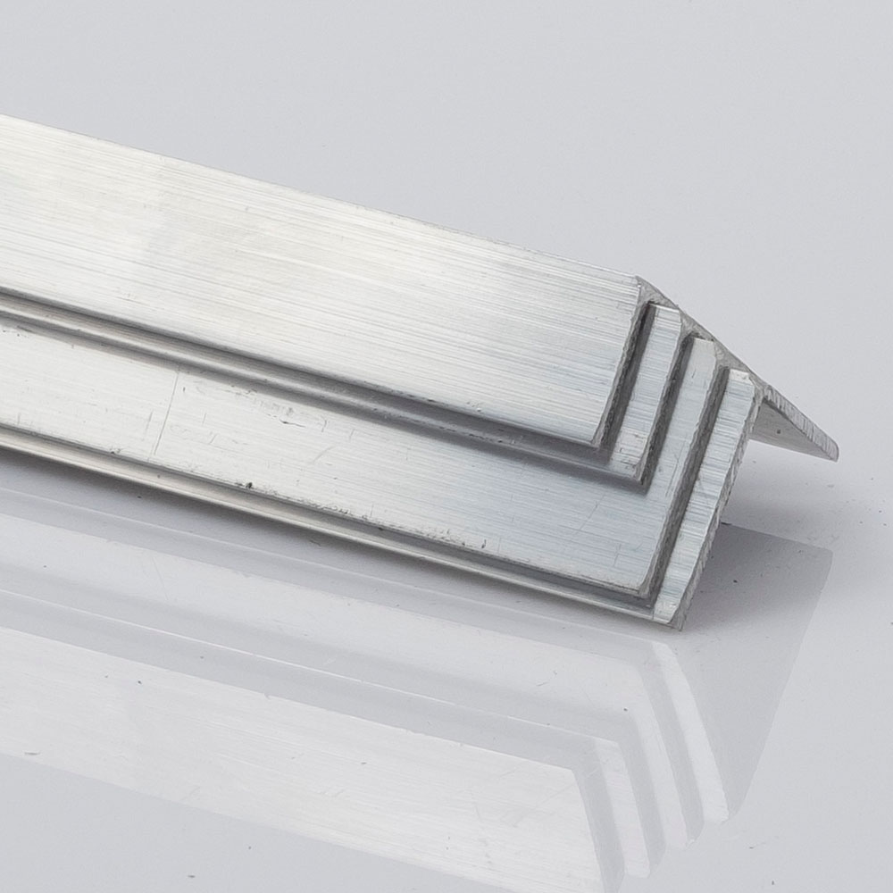 Alu L - Profil 15x15x3mm 500mm 1E023100-2A9F-4202-9DEB-4A236BFCA902.jpg